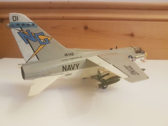 Built 1/72 Airfix Vought A-7E Corsair II USN US Navy Italeri Revell