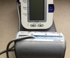 Pulse and blood pressure meter