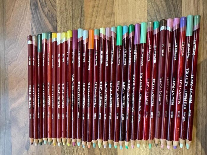 Derwent pencil colours