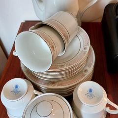 Budlet Fine Bone China Coffee Set