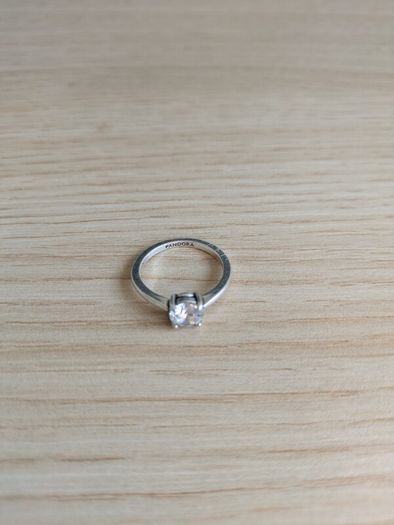 Pandora Sparkling Solitaire Ring