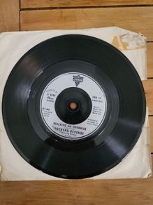 Rockers Revenge Walking On Sunshine 7 inch Single 1982 London