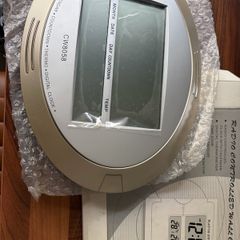 Radio controlled wall clock