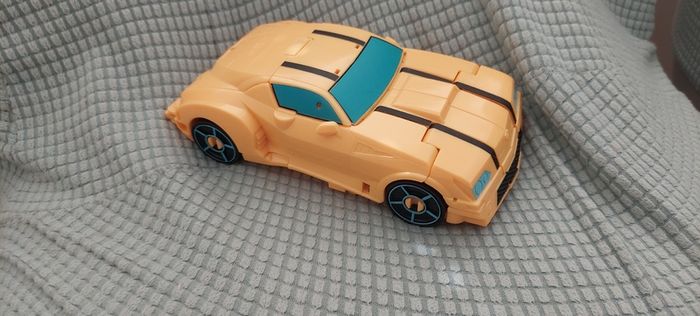 Transformer bumblebee