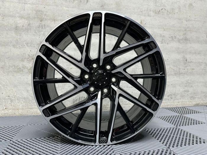 19" Motion R VS8 Alloy wheels Ford Transit Custom Van centre bore 74.5 6x120