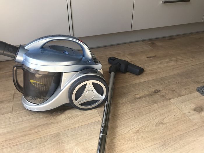 Vacuum Cleaner -powerful-Bagless -HEPA FILTER