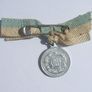 QUEEN OF THE MOST HOLY ROSARY (French) - a vintage religious medal with original ribbon (1960s or earlier) Image 3