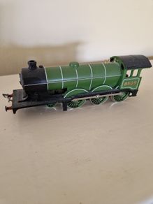 Toy locomotive engine