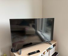 Solas 43" UHD Smart TV with HDR