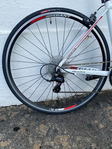 Giant Defy Road Bike
