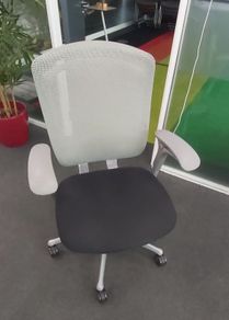 6 Premium Office Chairs Contessa/Teknion