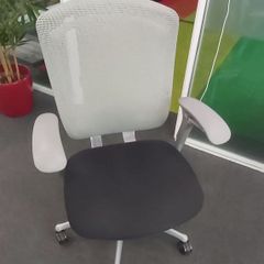 7 Premium Office Chairs Contessa/Teknion