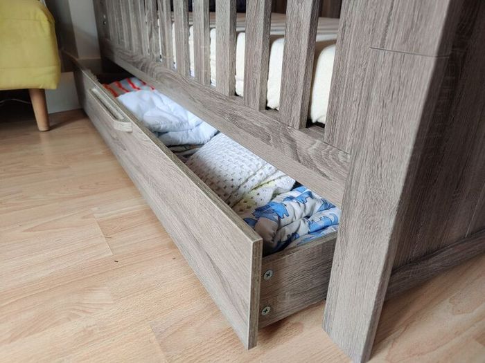 Cot bed