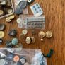 Large bag of buttons , lots of vintage ones Image 4