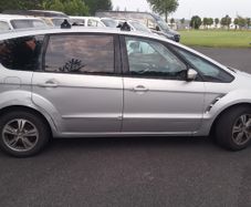 2010 Ford S-Max