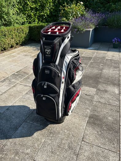 Taylormade Juggernaut Golf Bag