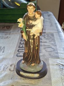 Beautiful Old Statue of Saint Anthony Holding the Baby Jesus and a White Lily, representing Purity, Measurements in the photos, Postage Available or Collection