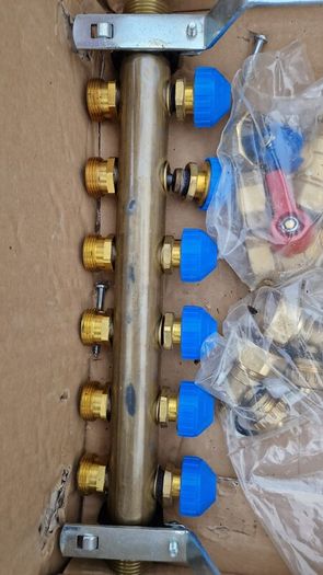 Underfloor heating Manifolds x3
