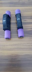 2 x 0.5kg hand held weights
