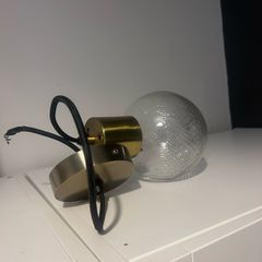 Ceiling light