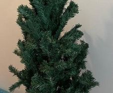 Christmas Tree 4'9"