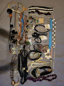 72 Piece Mixed Jewellery Job Lot / Bundle  40
