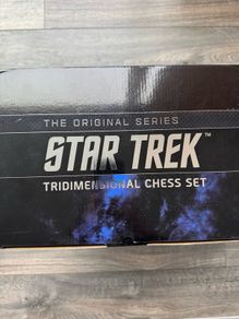 Star trek tridimensional chess set