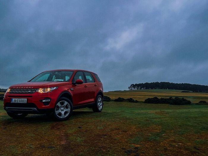 Land Rover Discovery Sport 2.0L  83,500 km