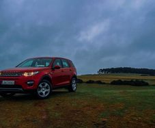 Land Rover Discovery Sport 2.0L  83,500 km