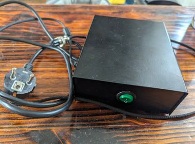 hifi grade Ulta Linear power supply 6V 3A. was used with Arcam rDAC