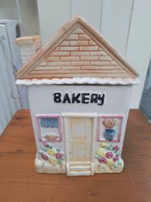 Ceramic Bakery item