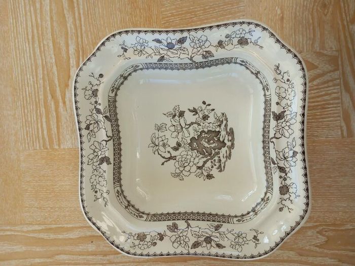 Spode Chinese Rose Square Serving Bowls and Lid