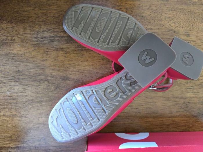wonders sling back red new