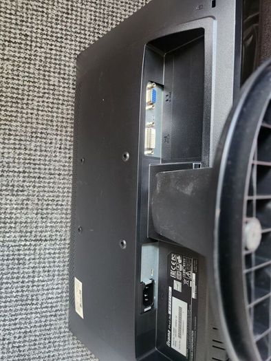 Monitor IIyama 22"