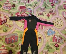 wet suit