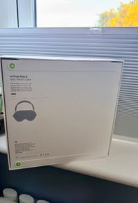 Apple AirPods Max 2, Starlight, Brand New, Sealed, Apple Warranty to June 2027