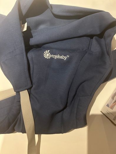 Ergobaby embrace Newborn carrier