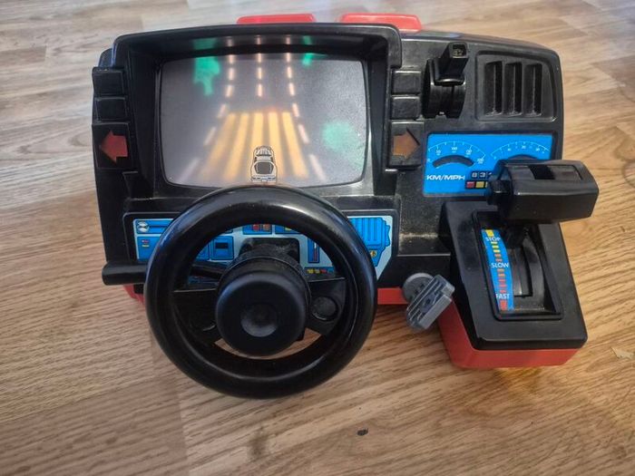 1985 Playmates Fun To Drive Game