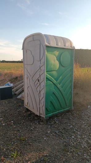 chemical toilet