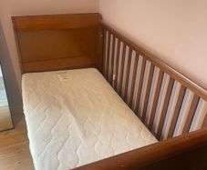 Mamas and papas  cot
