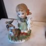3 Figurines Image 4