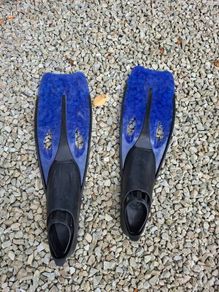 Flippers Size 42-43