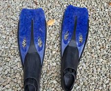 Flippers Size 42-43