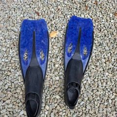 Flippers Size 42-43