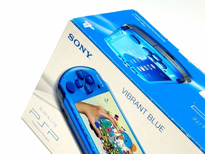 Sony PSP Console in Vibrant Blue - Boxed and Minty