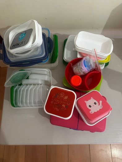 various food boxes