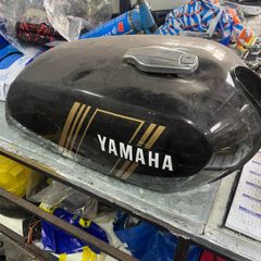 Yamaha petrol tank