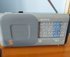 Sony ICF-850L vintage radio, in exelent condition.