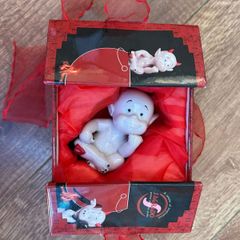 Free Decorative Figurine
