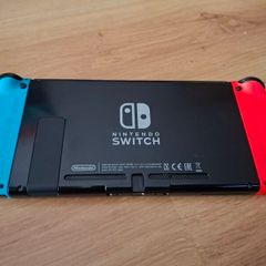 Nintendo Switch  + protective case
